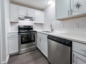 Quail Run in Oklahoma City, OK - Building Photo