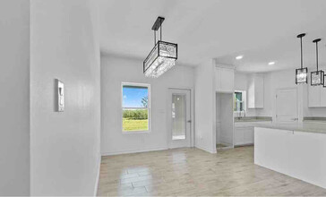15688 Primera Rd in Harlingen, TX - Building Photo - Building Photo