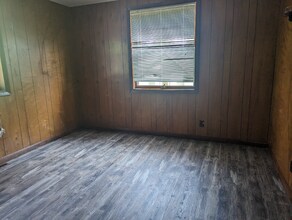 310 River Ave E in Ladysmith, WI - Building Photo - Building Photo