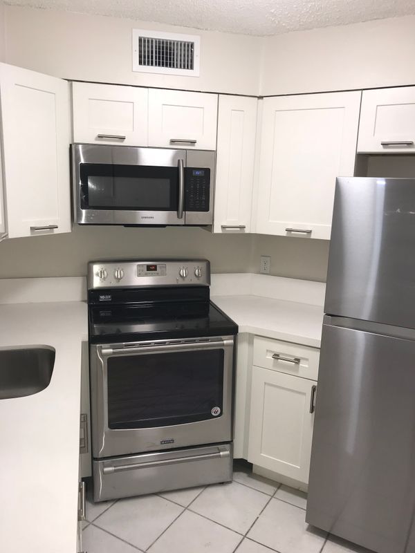 property at 216 Lake Pointe Dr