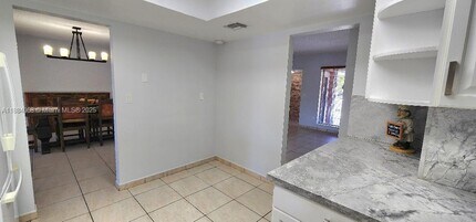 14760 Lewis Rd in Miami Lakes, FL - Building Photo - Building Photo