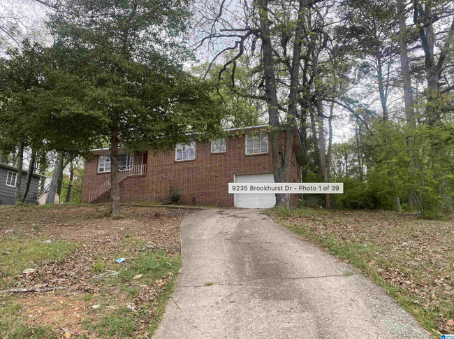 9235 Brookhurst Dr in Birmingham, AL - Building Photo - Building Photo