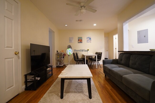 property at 62 Egmont St