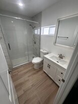 1406 W Maxzim Ave, Unit 1406A in Fullerton, CA - Building Photo
