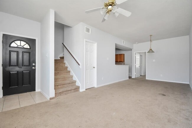 6808 Winton St photo'