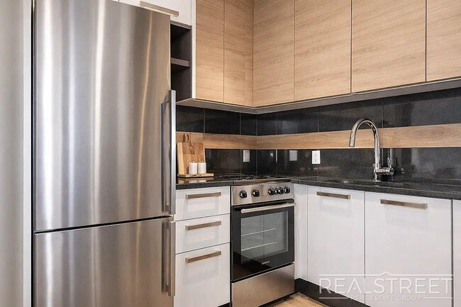 JOHNSON AVENUE in Brooklyn, NY - Building Photo - Building Photo