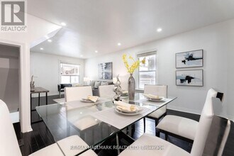 106 Willow Ave in Toronto, ON - Building Photo - Building Photo