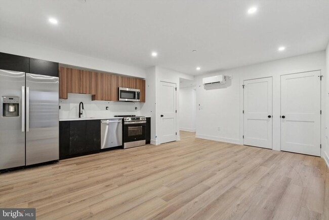 property at 808 N 3rd St