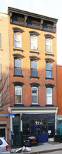 180 Grand St in Brooklyn, NY - Building Photo - Building Photo