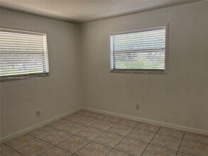 3201 SW 15th Ave in Fort Lauderdale, FL - Building Photo - Building Photo