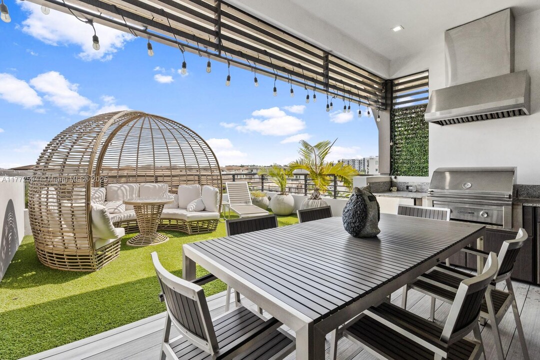 4750 NW 84th Ave in Doral, FL - Building Photo