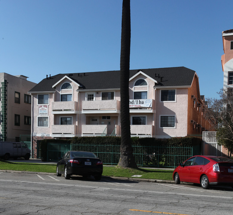 2659 Ellendale Place in Los Angeles, CA - Foto de edificio