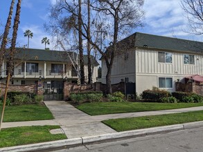 5090 N Roosevelt Ave in Fresno, CA - Building Photo - Building Photo