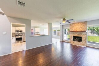 9200 Warren Dr in McKinney, TX - Building Photo - Building Photo