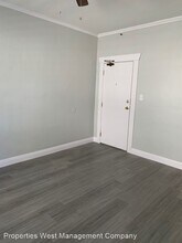 527 W 15th St in Los Angeles, CA - Building Photo - Building Photo