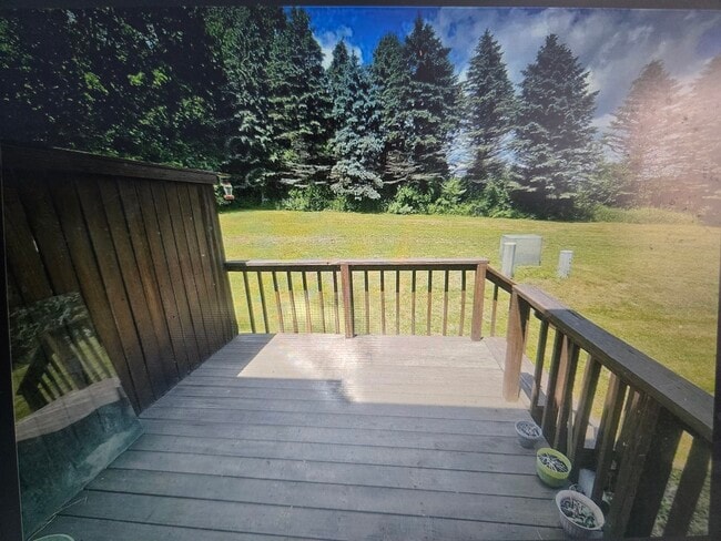 175 Victoria Arms Cir in Kunkletown, PA - Building Photo - Building Photo