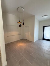 531 SW 89th Ct in Miami, FL - Building Photo - Building Photo