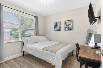 4501 N 36th St, Unit SI ID1244311P in Tampa, FL - Building Photo - Building Photo