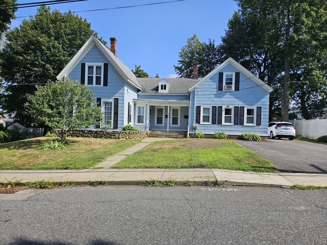 property at 44 Chestnut St