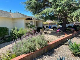 2909 Ventura Dr in Santa Barbara, CA - Building Photo