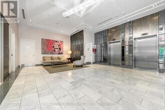 300 Lisgar St in Ottawa, ON - Building Photo - Building Photo