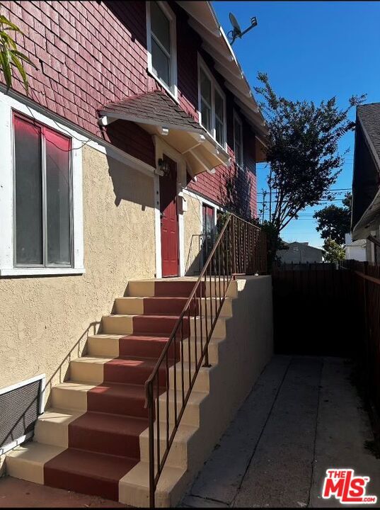 3624 Arlington Ave in Los Angeles, CA - Building Photo - Building Photo