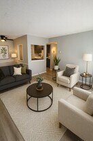 Quail Ridge Apartments in Maumee, OH - Building Photo