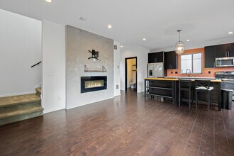 2010 S Judkins St in Seattle, WA - Building Photo - Building Photo