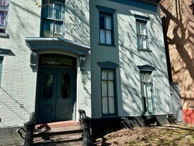 7 Union St, Unit Apartment B in Schenectady, NY - Building Photo