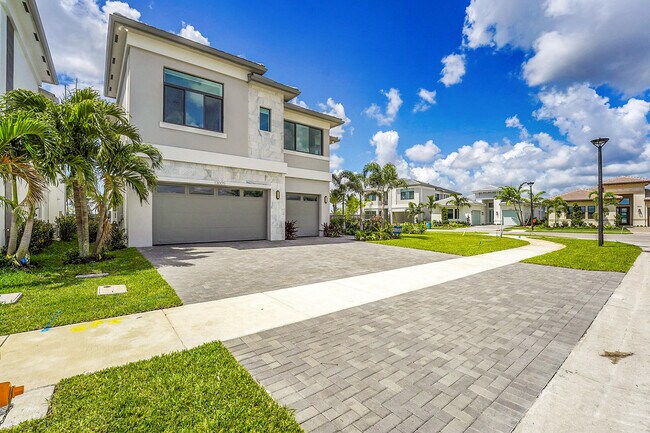13005 Feathering Wy in Palm Beach Gardens, FL - Building Photo - Building Photo