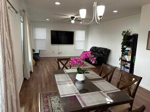1100 Sarah Freeman Dr in Dayton, OH - Building Photo - Building Photo