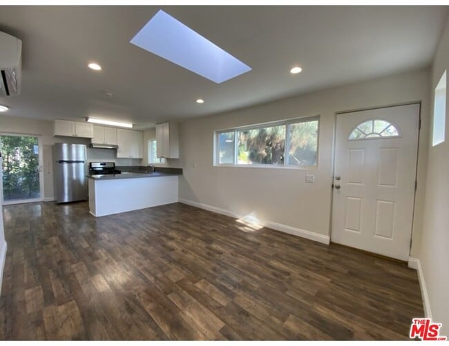 4567 Yellowstone St in Los Angeles, CA - Building Photo - Building Photo