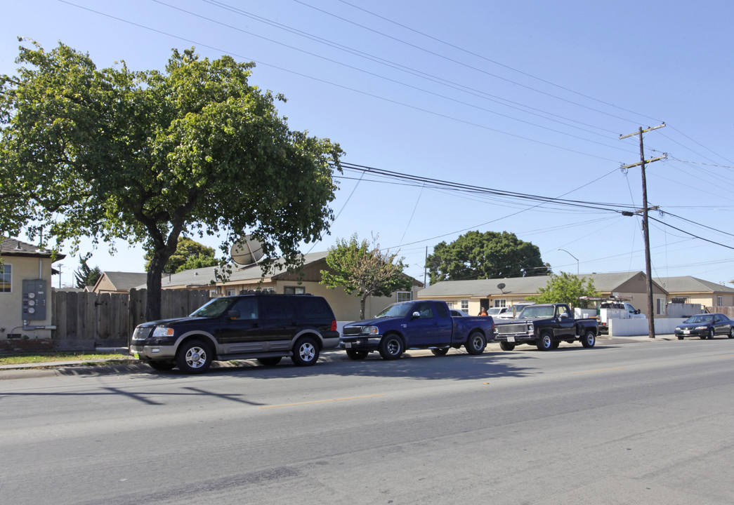 346-352 Towt St in Salinas, CA - Building Photo