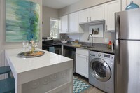 Building Photo - Veridian on Bumby Apartments in Orlando, Florida