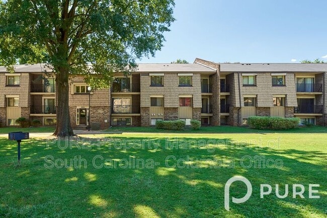 property at 723 Old Manor Rd