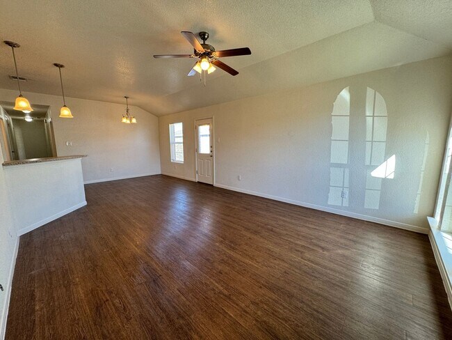 4609 Waterproof Dr-Unit -Unit B in Killeen, TX - Building Photo - Building Photo