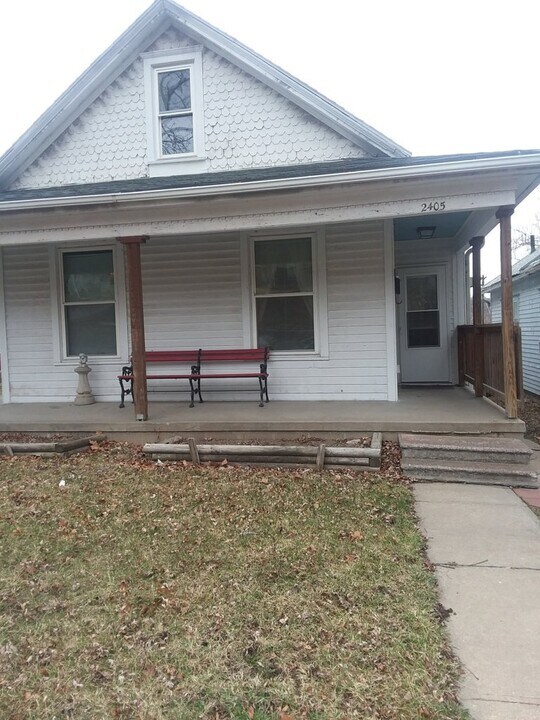 2405 N 7th St, Unit 2405 Photo