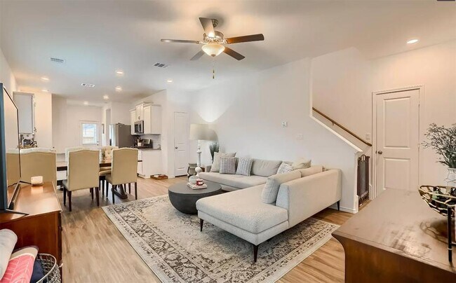 198 George Neggan Ln