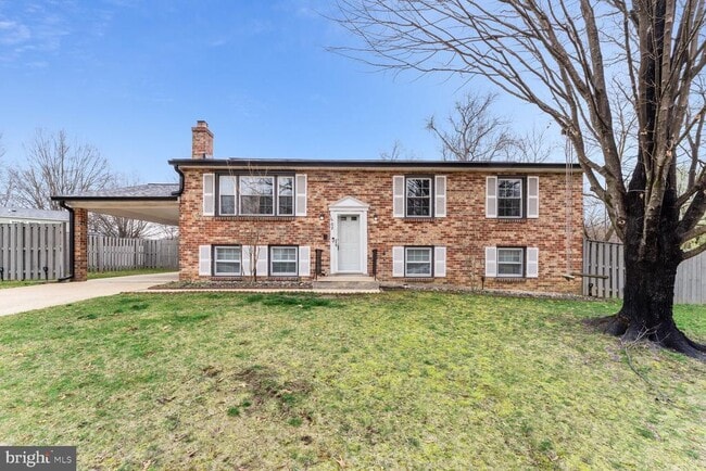 property at 1602 Lorelei Dr