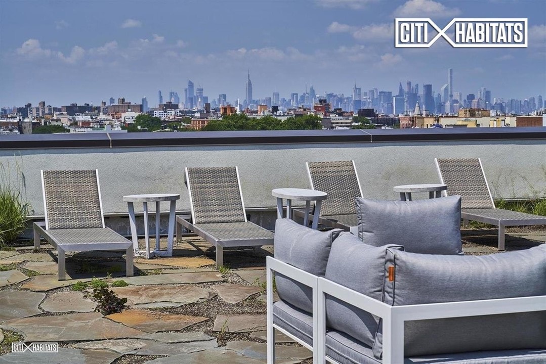 951 Madison St-Unit -8A in Brooklyn, NY - Building Photo