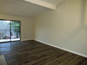 219 E Green in Vestavia Hills, AL - Building Photo - Building Photo