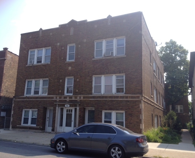 2725 Ridgeland Ave in Berwyn, IL - Building Photo