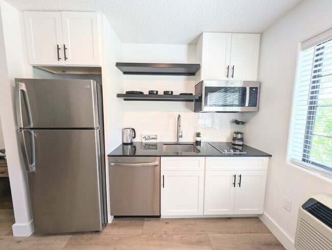 Oxbow Apartments in Steamboat Springs, CO - Building Photo - Building Photo