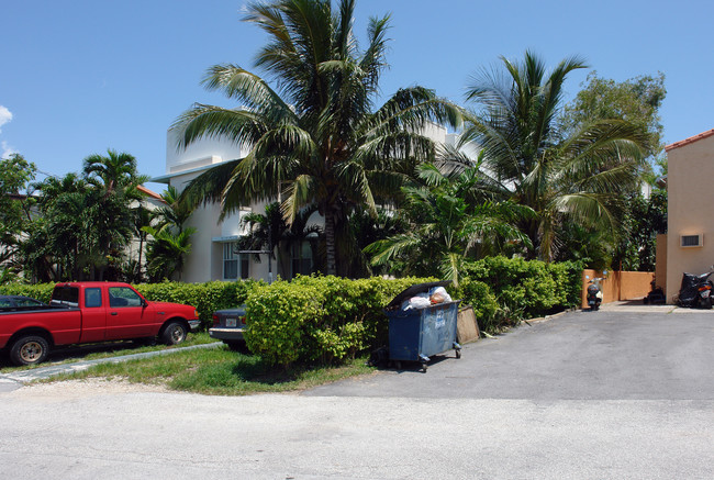 Sheridan Park Apartments in Miami Beach, FL - Building Photo - Building Photo