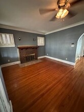 1210 W Mac Queen Ave in Peoria, IL - Building Photo - Building Photo