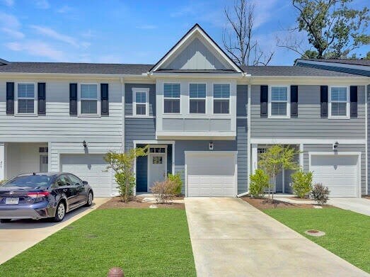 481 Trotters Ln in Moncks Corner, SC - Foto de edificio - Building Photo