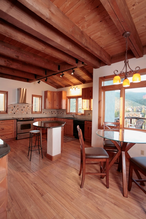 2170 Long Spur in Avon, CO - Foto de edificio - Building Photo