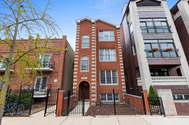 property at 1503 W Cortez St