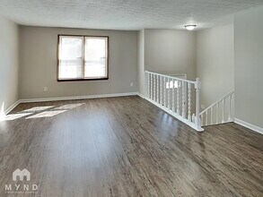 545 Pickerington Hills Dr in Pickerington, OH - Building Photo - Building Photo