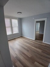 3 E Elm Ave in Baltimore, MD - Building Photo - Building Photo